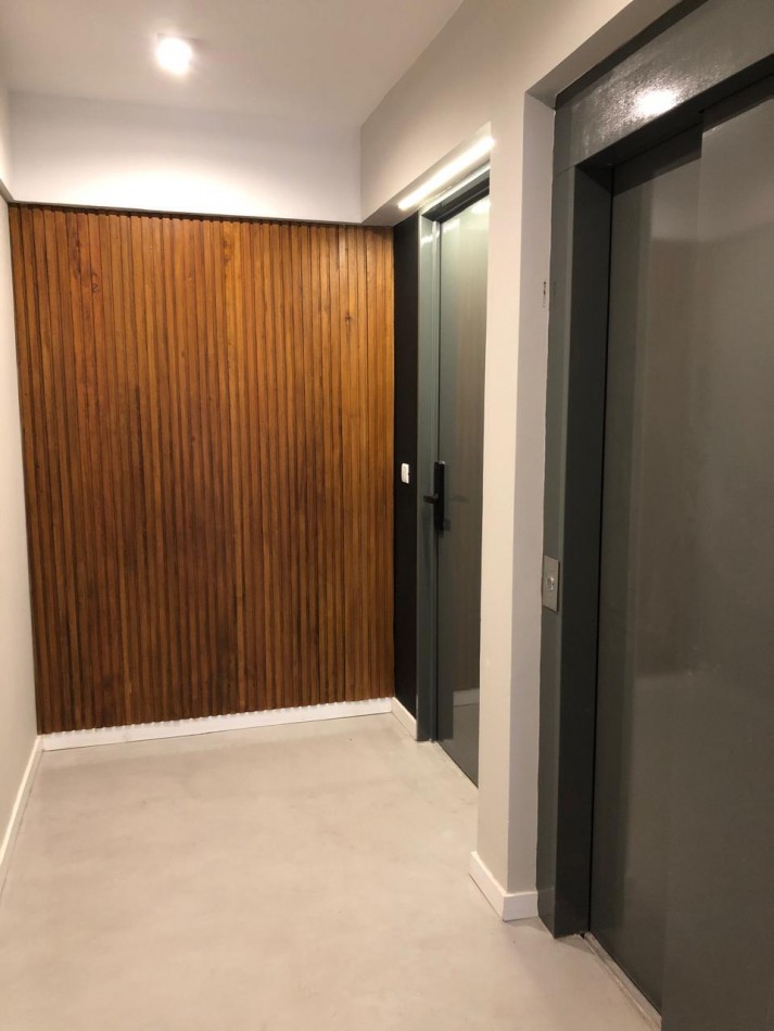 VENDIDO. VENTA. Departamento 3 Ambientes con Toilette Patio con Parrilla. Villa Urquiza