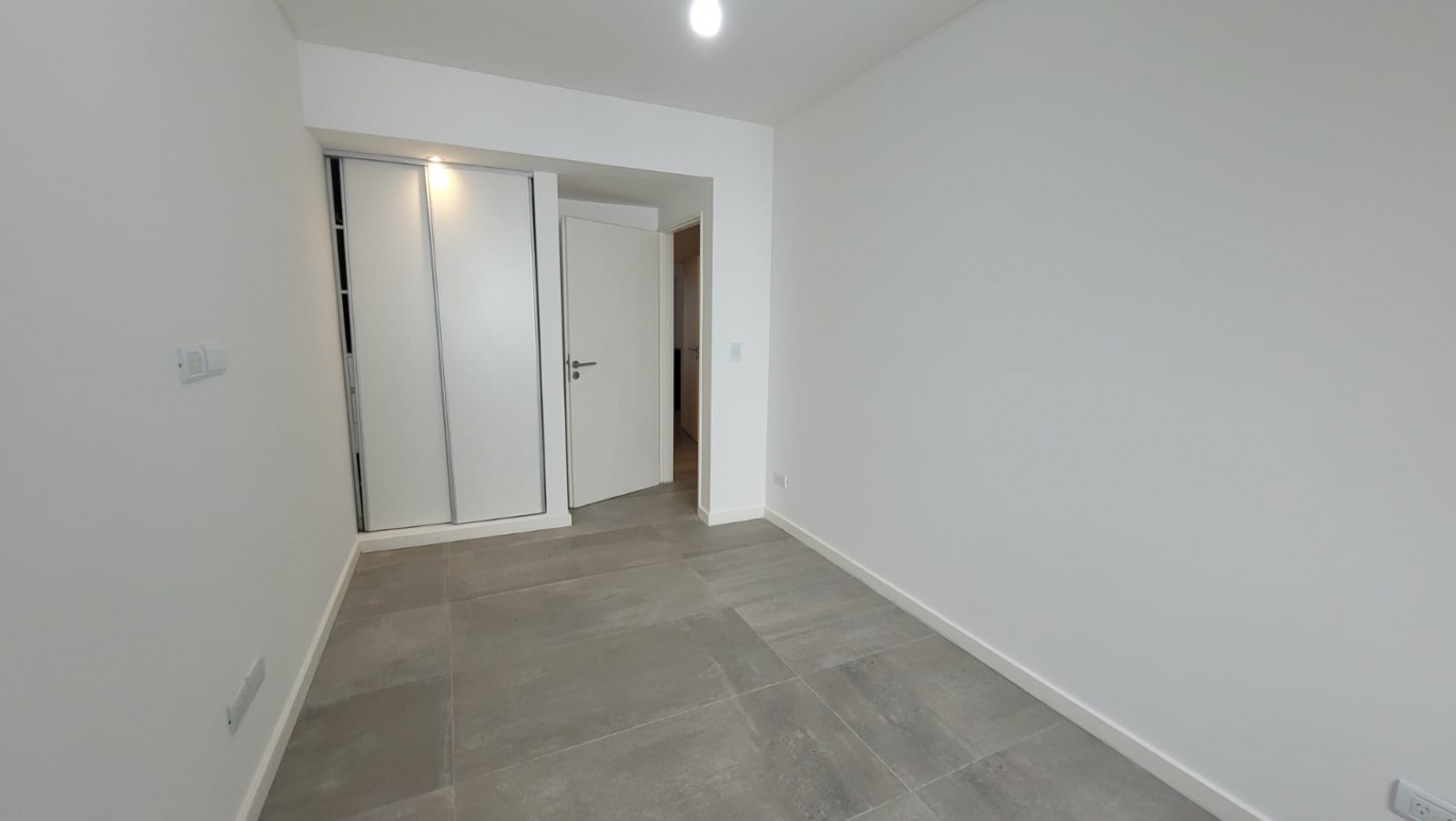 VENDIDO. VENTA. Departamento 3 Ambientes con Toilette Patio con Parrilla. Villa Urquiza