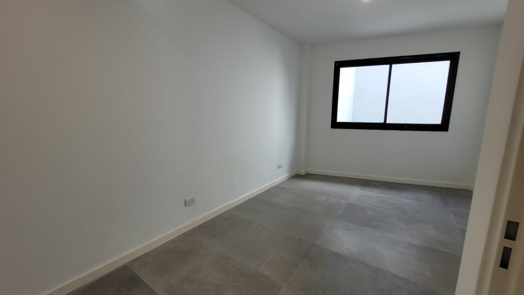 VENDIDO. VENTA. Departamento 3 Ambientes con Toilette Patio con Parrilla. Villa Urquiza