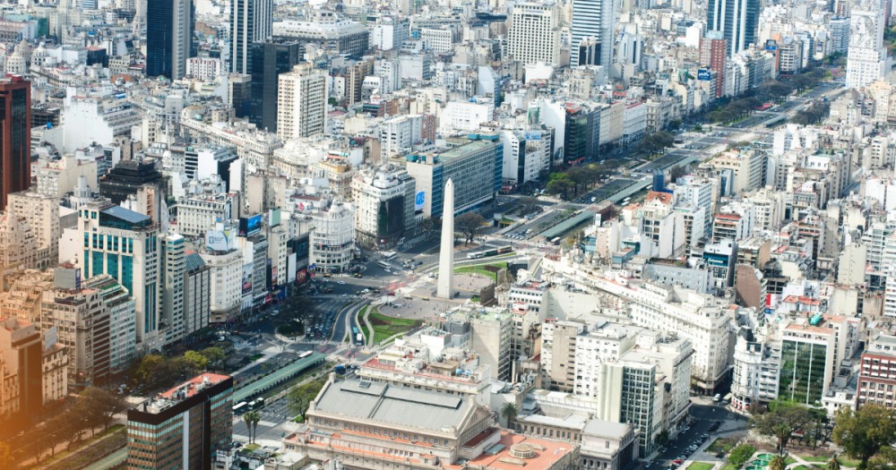 Cómo Tomar Decisiones eficientes al Comprar o Vender una Propiedad