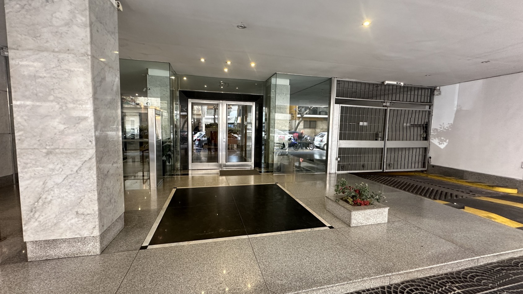 VENTA. DEPARTAMENTO 3AMB RECOLETA. CON BALCON Y COCINA INDEPENDIENTE