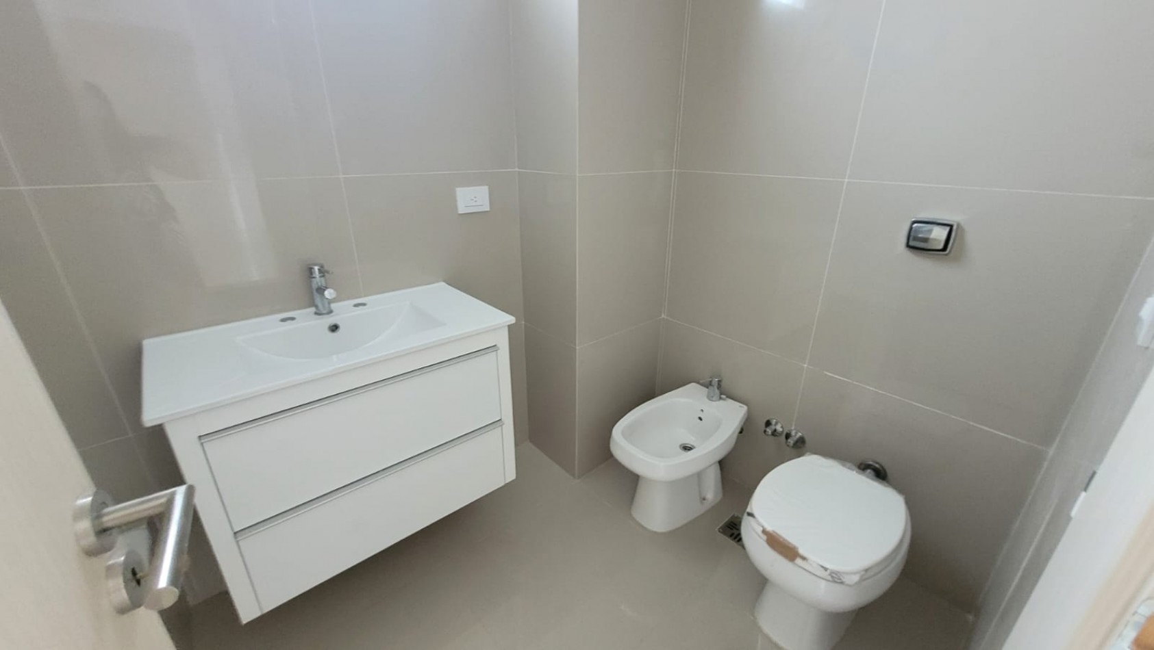 ALQUILER. Semipiso 2 Ambientes a Estrenar con Balcon. VILLA URQUIZA