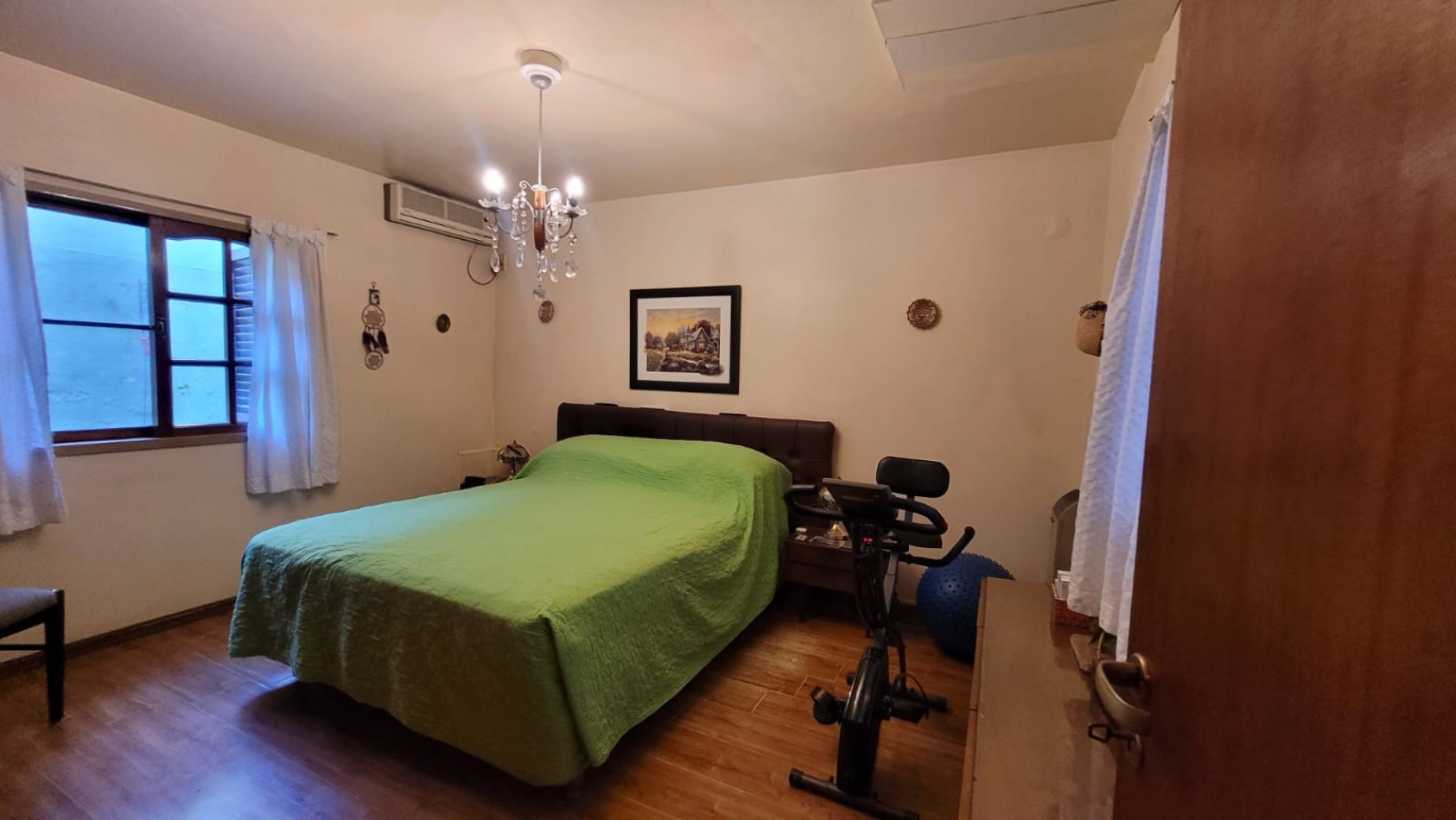 EN VENTA. PH 3 Ambientes tipo duplex.  Cochera, Patios, Terraza y Pileta. SAAVEDRA