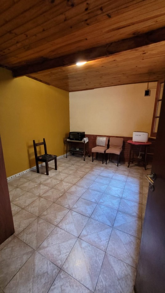 EN VENTA. PH 3 Ambientes tipo duplex.  Cochera, Patios, Terraza y Pileta. SAAVEDRA