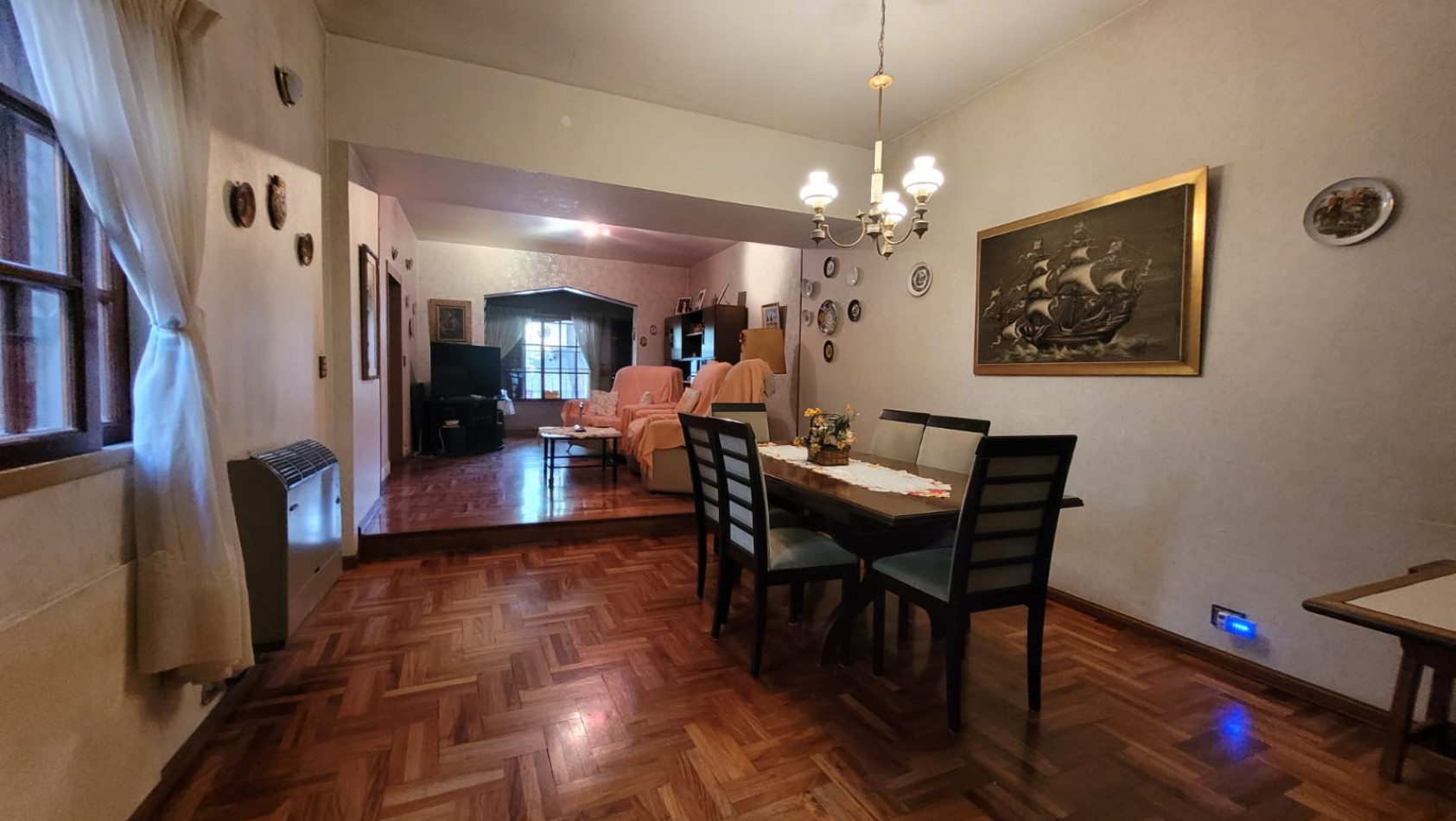 EN VENTA. PH 3 Ambientes tipo duplex.  Cochera, Patios, Terraza y Pileta. SAAVEDRA