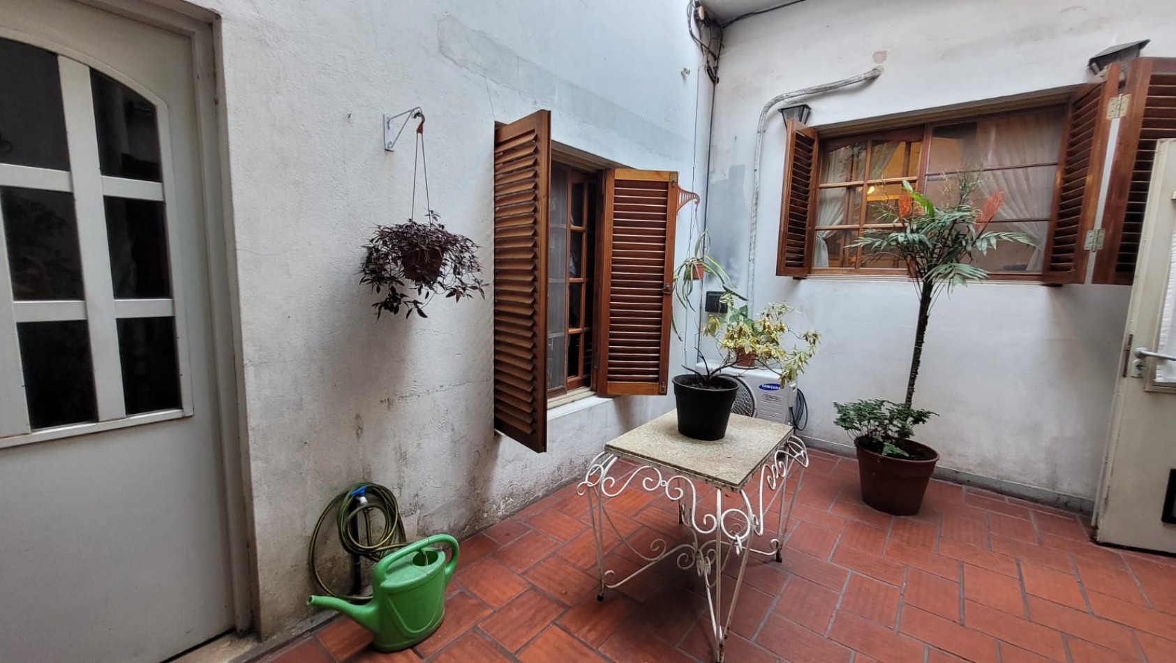 EN VENTA. PH 3 Ambientes tipo duplex.  Cochera, Patios, Terraza y Pileta. SAAVEDRA