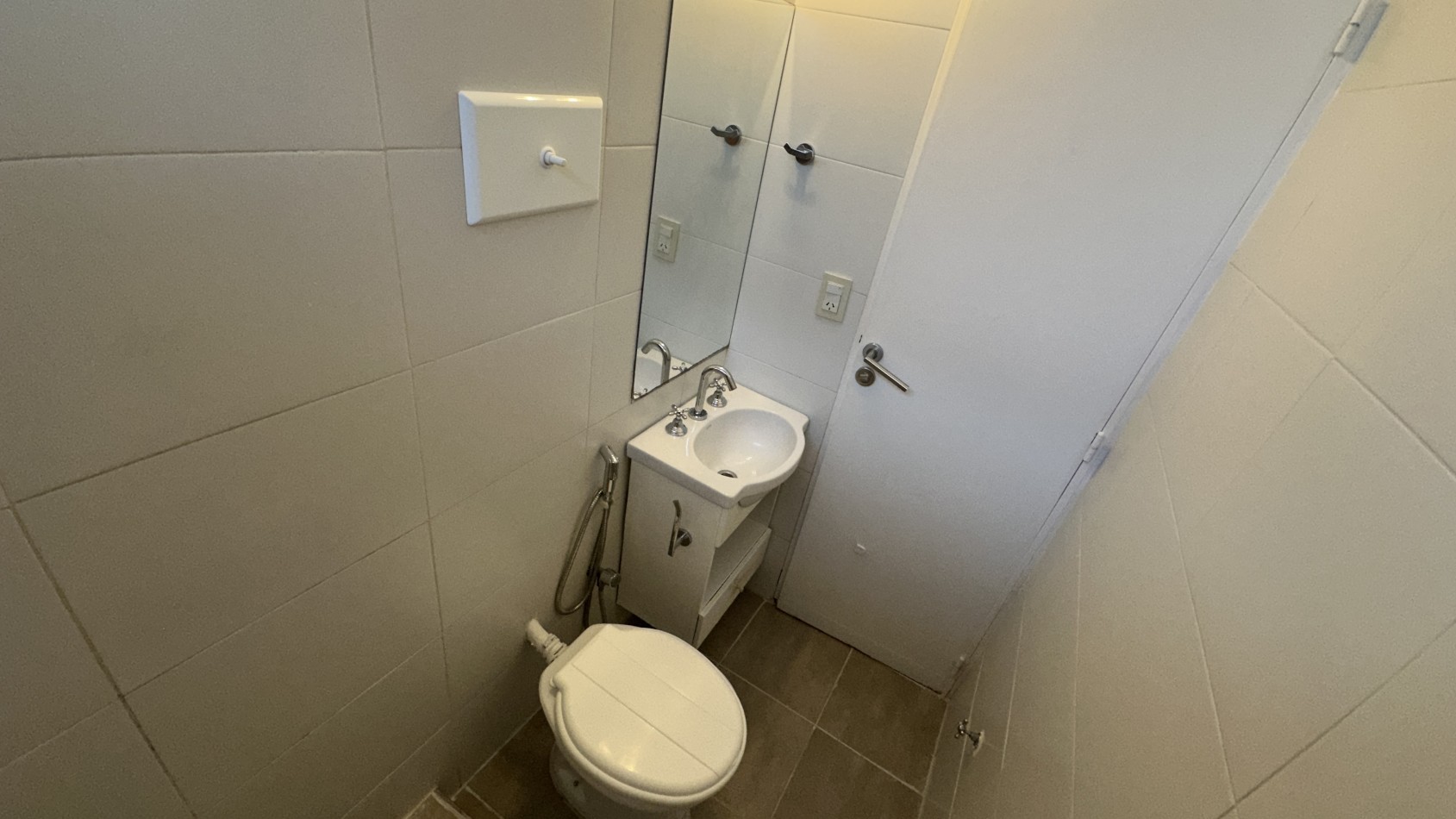 VENTA. 2 Ambientes Balcon Lavadero. BELGRANO