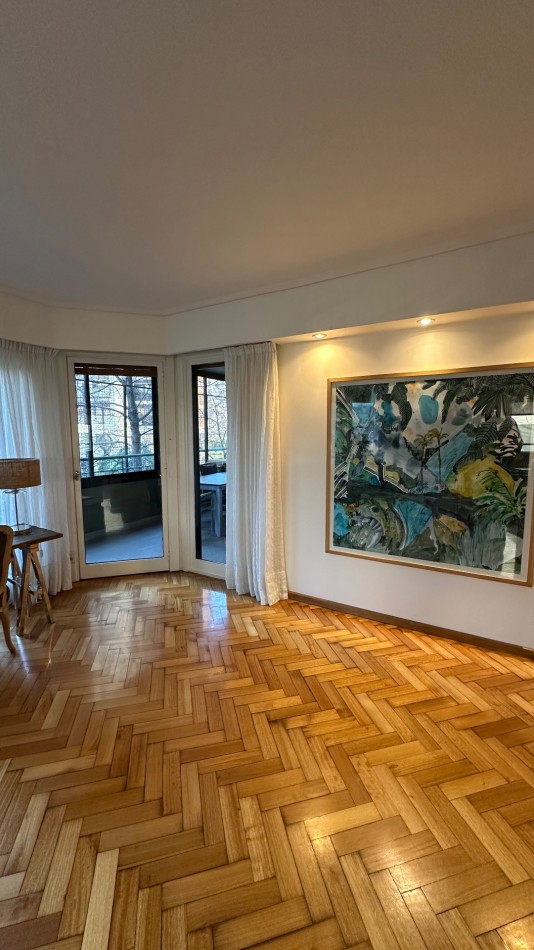 VENTA. Semipiso Torre 4 Amb con Dependencia 294 m² Doble Cochera Terraza Propia 100 m². PALERMO CHICO