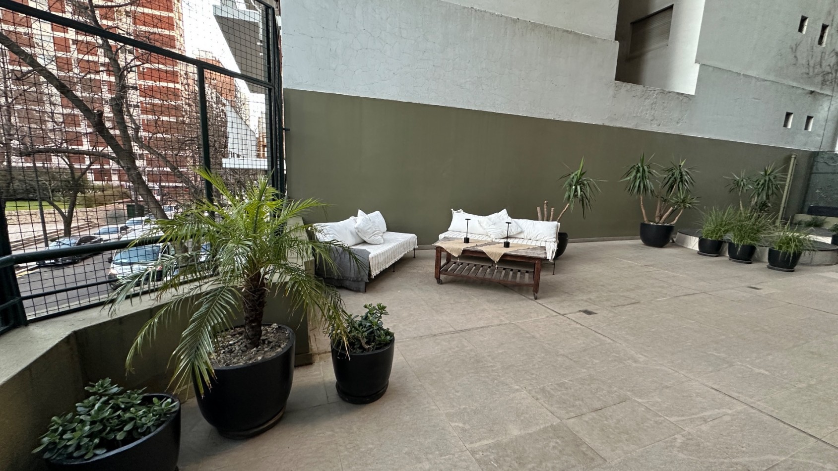 VENTA. Semipiso Torre 4 Amb con Dependencia 294 m² Doble Cochera Terraza Propia 100 m². PALERMO CHICO