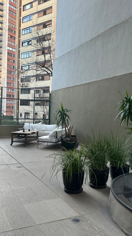 VENTA. Semipiso Torre 4 Amb con Dependencia 294 m² Doble Cochera Terraza Propia 100 m². PALERMO CHICO